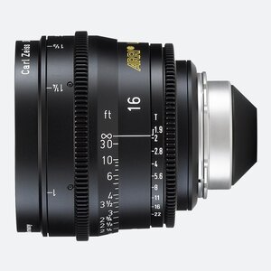 ARRI/Zeiss, Ultra Prime 16mm, T1.9 (ft, PL Mount)